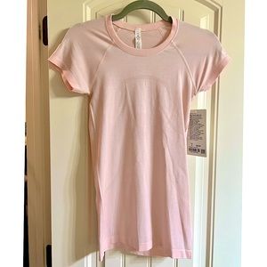 Lululemon Athletica Swiftly Tech Short Sleeve Shirt 2.0